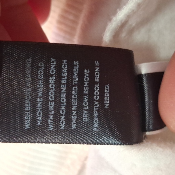 "SIMPLY VERA" by Vera Wang, Women's Sz. S, polyester and spandex, great conditio - Picture 14 of 14